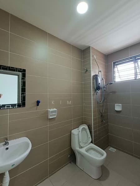 Rumah Teres 2 Tingkat untuk Disewa di Kulai (Johor) - Kim . - Bathroom - PropertyGuru.com.my