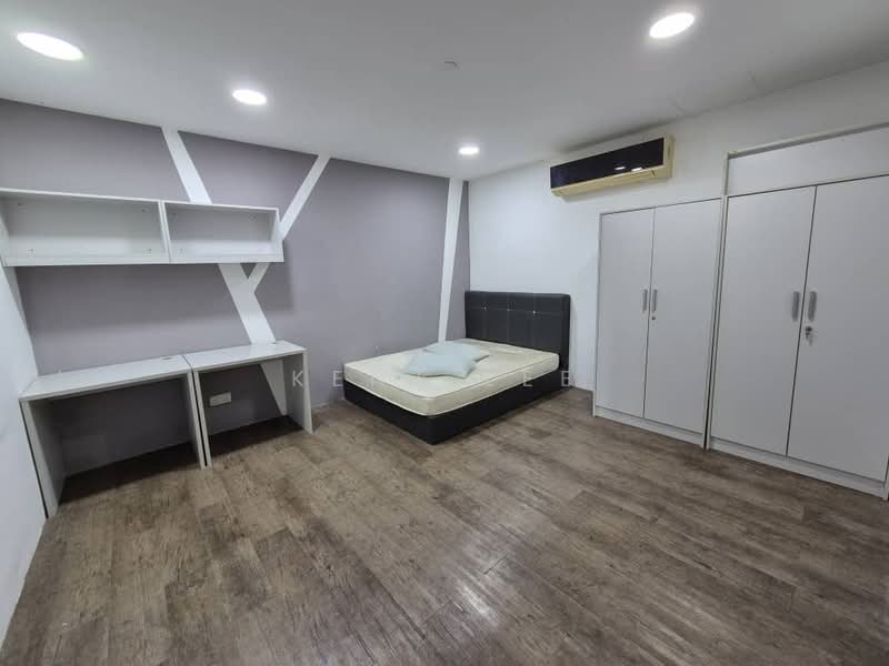 Service Residence for Sale at The Place @ Cyberjaya (Service Residence) - Kent Lee - Bedroom - PropertyGuru.com.my