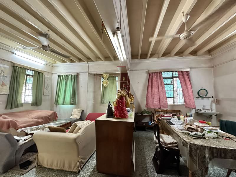 Rumah Berkembar untuk Dijual di Kampung Syed (Pulau Tikus) - SERENEN TEH - Living Room - PropertyGuru.com.my