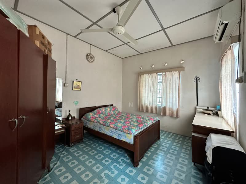Rumah Berkembar untuk Dijual di Kampung Syed (Pulau Tikus) - SERENEN TEH - Bedroom - PropertyGuru.com.my