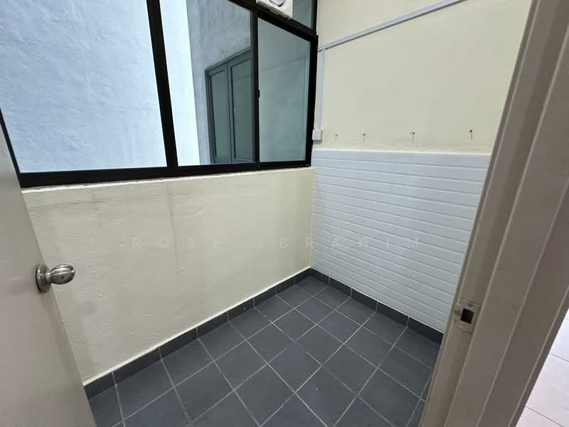 Condominium for Rent at Zefer Hill Residence - Rose Ibrahim - Interior - PropertyGuru.com.my