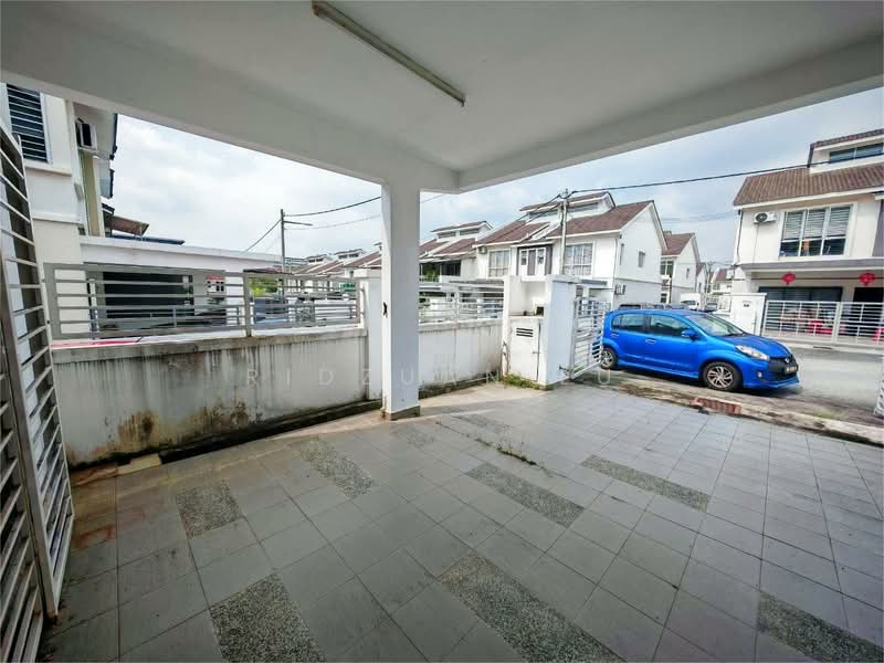 Rumah Teres untuk Dijual di Taman Dato Demang (Seri Kembangan) - Ridzuan Lu - Exterior - PropertyGuru.com.my
