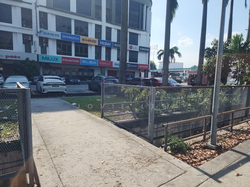 Rumah Teres 2 Tingkat untuk Dijual di Taman Puchong Prima (Puchong) - Jovie Lee - Exterior - PropertyGuru.com.my