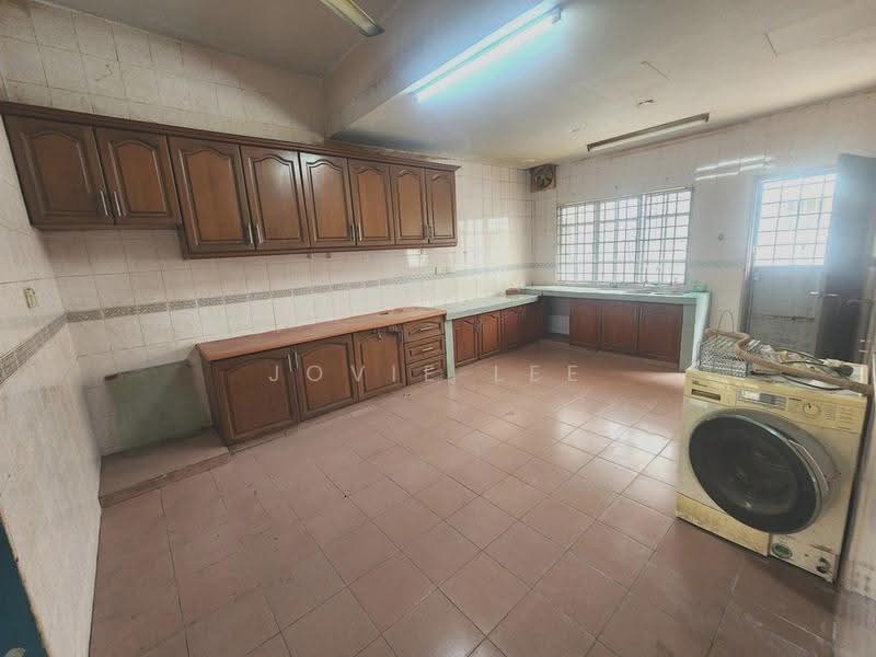 Rumah Teres 2-Tingkat untuk Dijual di Taman Puchong Prima (Puchong) - Jovie Lee - Kitchen - PropertyGuru.com.my
