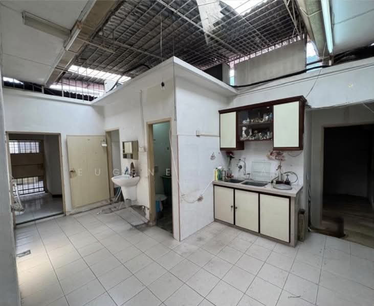 Rumah Berkembar untuk Dijual di Air Hitam (Penang) - Eugene YE Tan - Kitchen - PropertyGuru.com.my