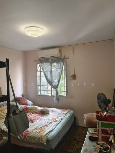 Apartment for Sale at Apartment Bayu - Frankie Sing - Bedroom - PropertyGuru.com.my