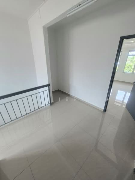 2-storey Terraced House for Sale in Seksyen 10 (Shah Alam) - Azli Ibrahim - Interior - PropertyGuru.com.my