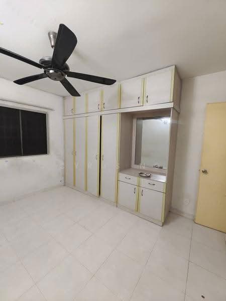 Kondominium untuk Dijual di Ketumbar Heights - Cyrus Ng - Bedroom - PropertyGuru.com.my