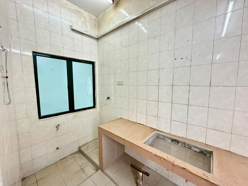 Rumah Teres 2 Tingkat untuk Dijual di Taman Puchong Prima (Puchong) - KT Go - Kitchen - PropertyGuru.com.my