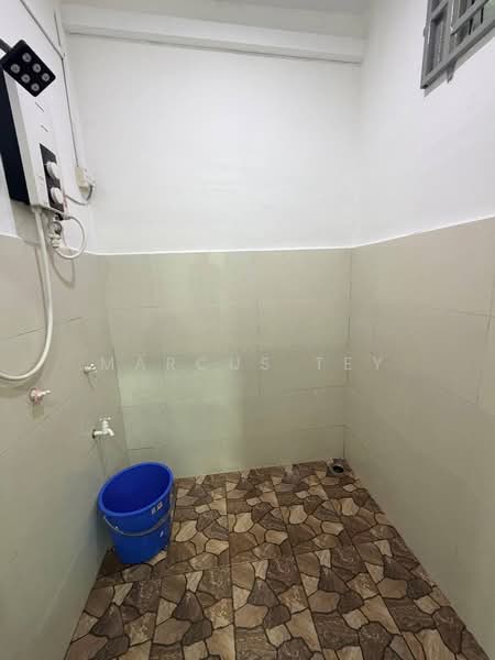 Terraced House for Sale in Taman Kota Jaya (Kota Tinggi) - Marcus Tey - Bathroom - PropertyGuru.com.my