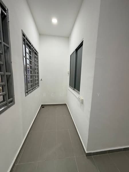 Terraced House for Sale in Taman Kota Jaya (Kota Tinggi) - Marcus Tey - Corridor - PropertyGuru.com.my