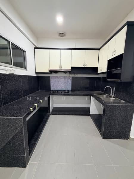 Terraced House for Sale in Taman Kota Jaya (Kota Tinggi) - Marcus Tey - Kitchen - PropertyGuru.com.my