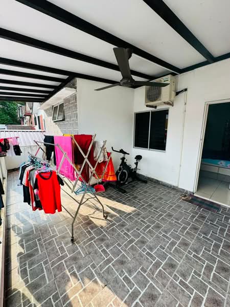Rumah Teres 2 Tingkat untuk Dijual di Taman Sri Putri (Skudai) - Melinda Ee - Balcony - PropertyGuru.com.my