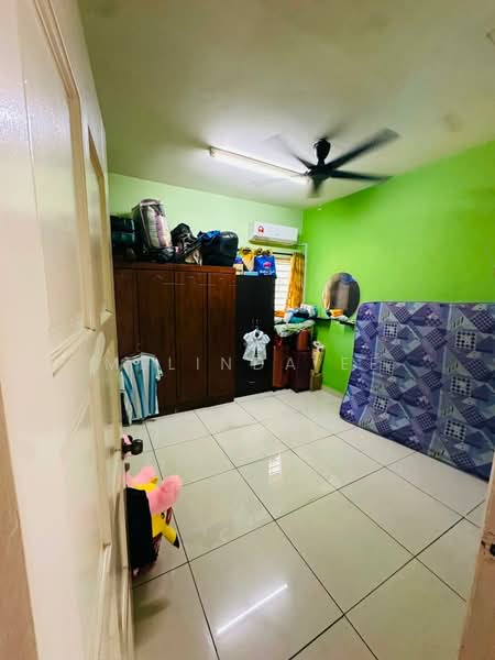 Rumah Teres 2 Tingkat untuk Dijual di Taman Sri Putri (Skudai) - Melinda Ee - Bedroom - PropertyGuru.com.my