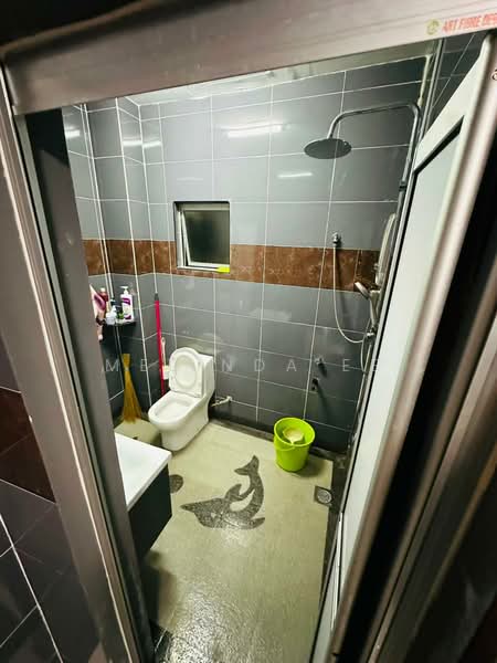 Rumah Teres 2 Tingkat untuk Dijual di Taman Sri Putri (Skudai) - Melinda Ee - Bathroom - PropertyGuru.com.my