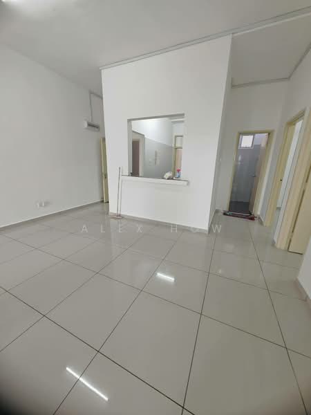 Apartment for Rent at Seri Molek Perdana - Alex How - Interior - PropertyGuru.com.my