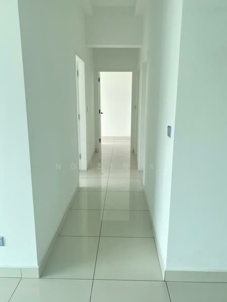 Condominium for Rent at D'Suites Akasia Horizon @ Horizon Hills - NG ZEN XI - Corridor - PropertyGuru.com.my
