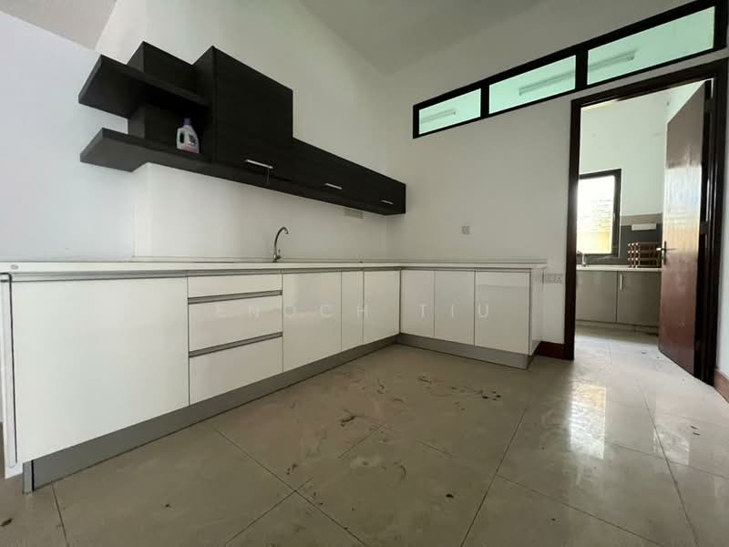 Bungalow for Sale in Gelugor (Penang) - Enoch Tiu - Kitchen - PropertyGuru.com.my