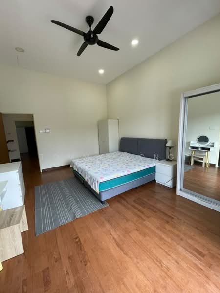 Rumah Teres 2 Tingkat untuk Disewa di Bandar Kinrara Seksyen 1 (Bandar Kinrara) - Tommy Wong Phang - Bedroom - PropertyGuru.com.my