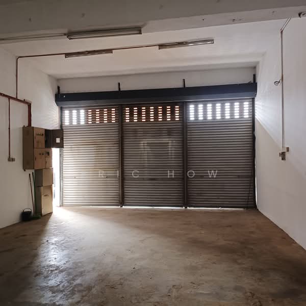 Factory for Rent in Puchong (Selangor) - Eric How - Interior - PropertyGuru.com.my