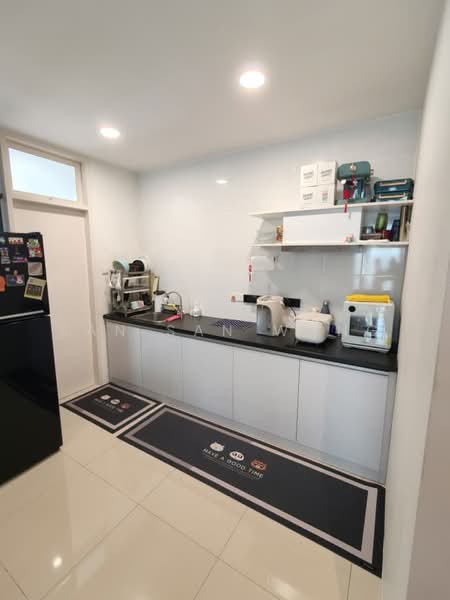Pangsapuri untuk Dijual di Laticube - San San Wong - Kitchen - PropertyGuru.com.my