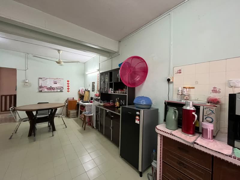 2-storey Terraced House for Sale in Taman Sultan Abdul Halim (Alor Setar) - Jayden Geh - Kitchen - PropertyGuru.com.my