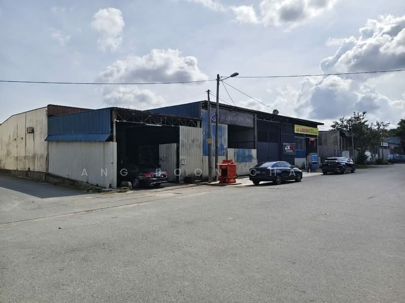 Kilang untuk Dijual di Kawasan Perindustrian Mount Austin (Tebrau) - Ang Boon Chai - Exterior - PropertyGuru.com.my