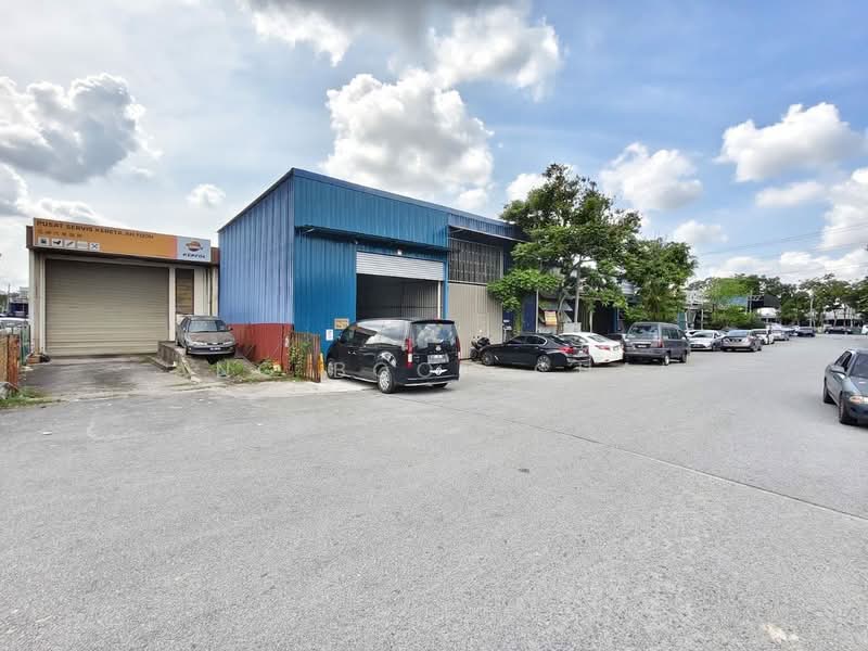 Kilang untuk Dijual di Kawasan Perindustrian Mount Austin (Tebrau) - Ang Boon Chai - Exterior - PropertyGuru.com.my