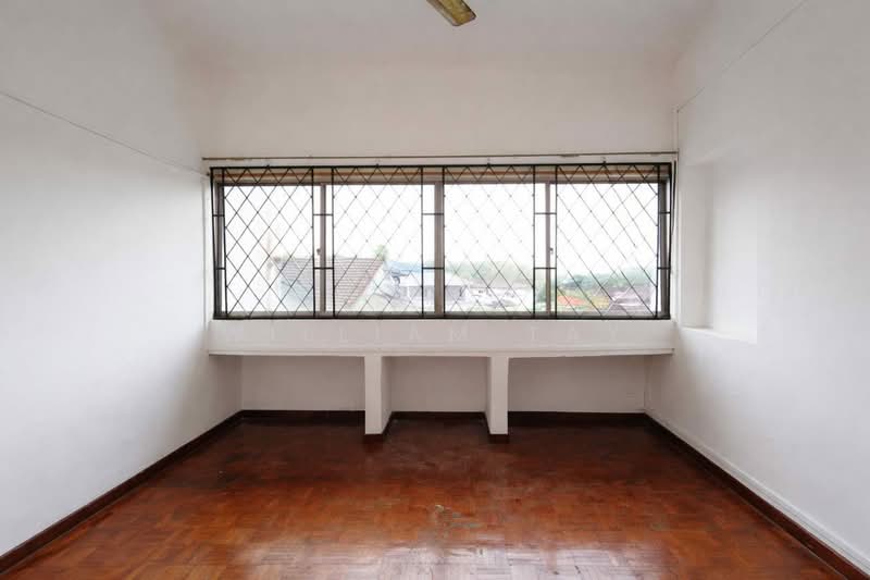 Semi-Detached House for Sale in Taman Kolam Air (Johor Bahru) - William Tay - PropertyGuru.com.my