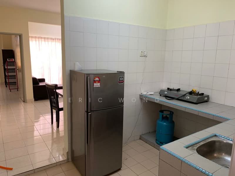 Apartment for Sale at Pangsapuri Saraka - Eric Wong - Kitchen - PropertyGuru.com.my