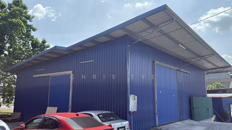 Warehouse for Rent in Kampung Batu 10 (Cheras) - Chris Tye - Exterior - PropertyGuru.com.my