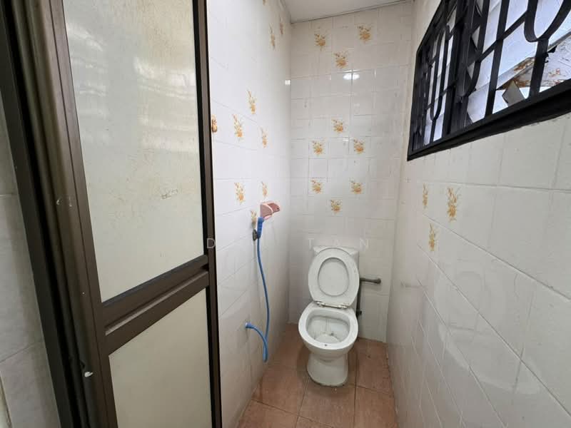 Rumah Teres 1 Tingkat untuk Dijual di Taman Sri Skudai (Skudai) - Iden Tan - Bathroom - PropertyGuru.com.my
