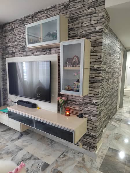 Pangsapuri untuk Dijual di Pangsapuri Ria Apartment C (Ruby Tower) - C.H. Lee - Living Room - PropertyGuru.com.my