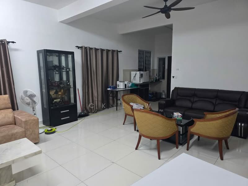 2-storey Terraced House for Rent in Bandar Tasik Kesuma (Beranang) - CK Law - Living Room - PropertyGuru.com.my