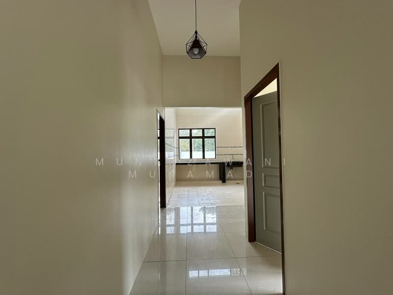 Semi-Detached House for Rent in Taman Nusa Intan (Senawang) - Muna Zawani Muhamad - Corridor - PropertyGuru.com.my
