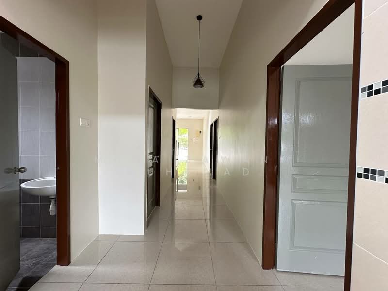 Semi-Detached House for Rent in Taman Nusa Intan (Senawang) - Muna Zawani Muhamad - Corridor - PropertyGuru.com.my