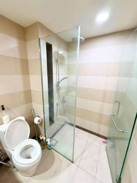 Kondominium untuk Disewa di Westside Three - Penny Ng - Bathroom - PropertyGuru.com.my