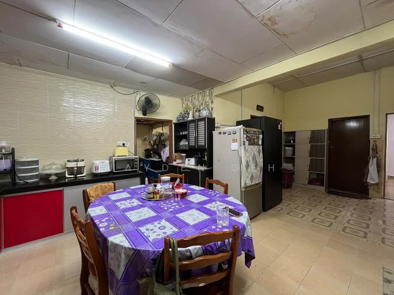 Semi-Detached House for Sale in Taman Lumba Kuda (Alor Setar) - Jayden Geh - Kitchen - PropertyGuru.com.my