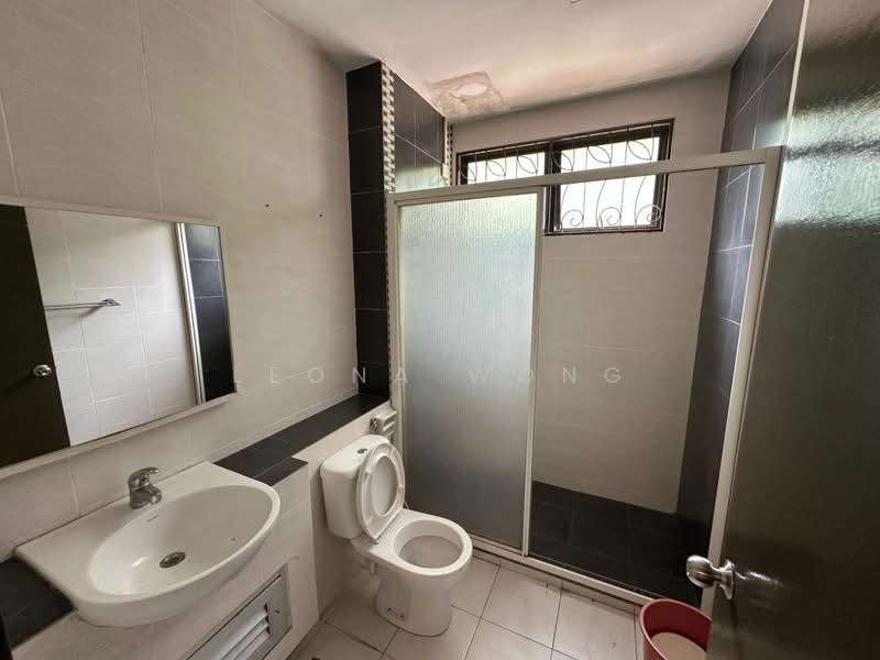 2.5-storey Terraced House for Sale in Bandar Puteri Puchong (Puchong) - Leona Wong - Bathroom - PropertyGuru.com.my