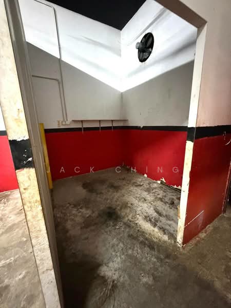 Shop for Rent in Taman Anggerik (Tampoi) - Jack Ching - Interior - PropertyGuru.com.my