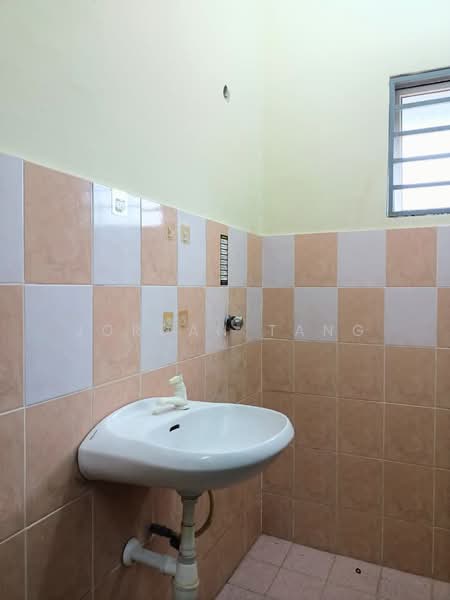 2-storey Terraced House for Sale in Balakong (Selangor) - Jordan Tang - Bathroom - PropertyGuru.com.my
