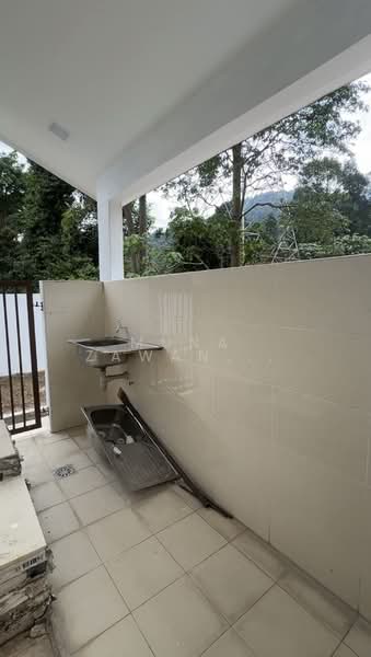 Rumah Berkembar untuk Dijual di Taman Nusa Intan (Senawang) - Muna Zawani Muhamad - Exterior - PropertyGuru.com.my