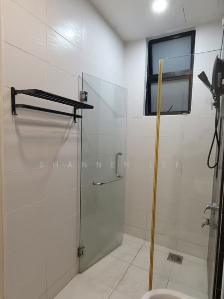 Pangsapuri untuk Disewa di The Platino Serviced Apartment - Shannen Lee - Bathroom - PropertyGuru.com.my
