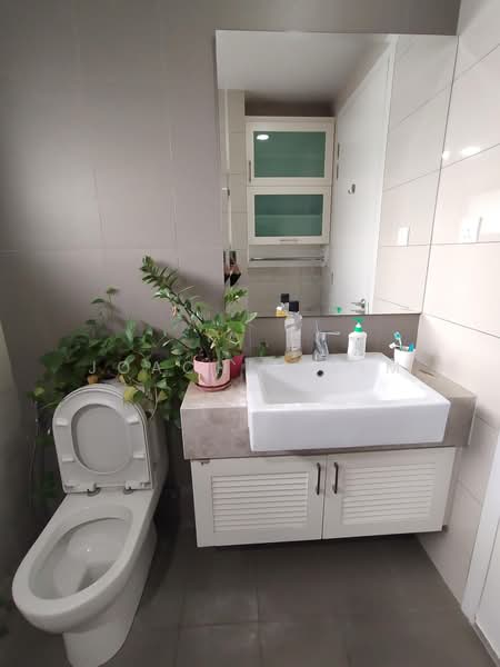 Kondominium untuk Disewa di Seri Riana Residence - Joachim Lim - Bathroom - PropertyGuru.com.my