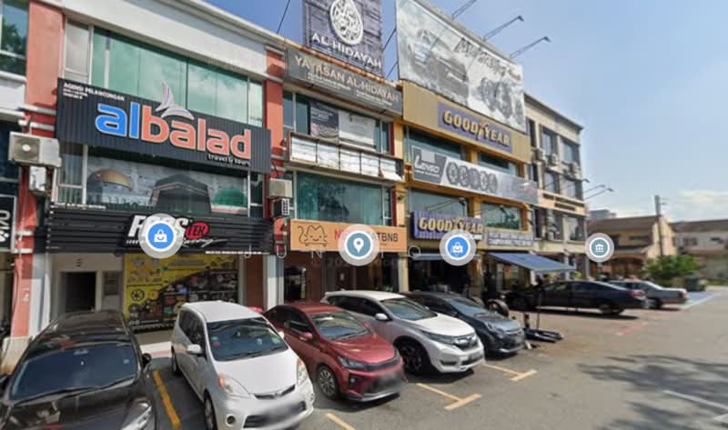 Shop for Sale in Pusat Perdagangan Selaseh (Batu Caves) - Jun How - Exterior - PropertyGuru.com.my