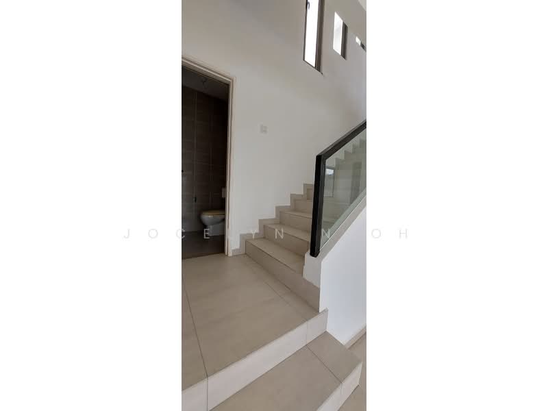 Semi-Detached House for Sale in Taman Sungai Rambai (Bukit Mertajam) - Jocelyn Neoh - Bathroom - PropertyGuru.com.my