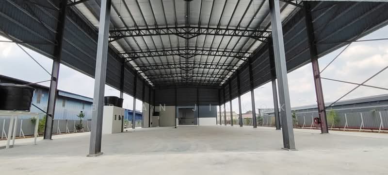 Kilang untuk Dijual di Kampung Baru Subang (Sungai Buloh) - Brian JiaKok - Exterior - PropertyGuru.com.my