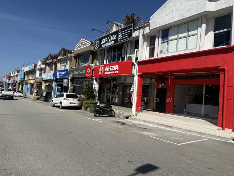 Shop for Rent in Bandar Baru Salak Tinggi (Sepang) - Ashley Low - Exterior - PropertyGuru.com.my