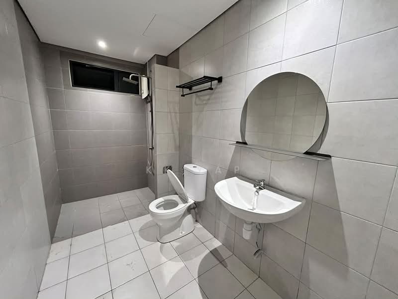 Pangsapuri untuk Disewa di Residensi Aman Jalil - KK Yap - Bathroom - PropertyGuru.com.my