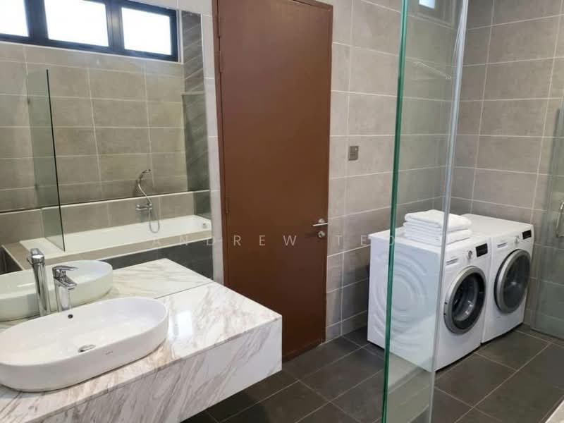 Semi-Detached House for Sale in Taman Nusa Sentral (Iskandar Puteri (Nusajaya)) - Andrew Teo - Bathroom - PropertyGuru.com.my